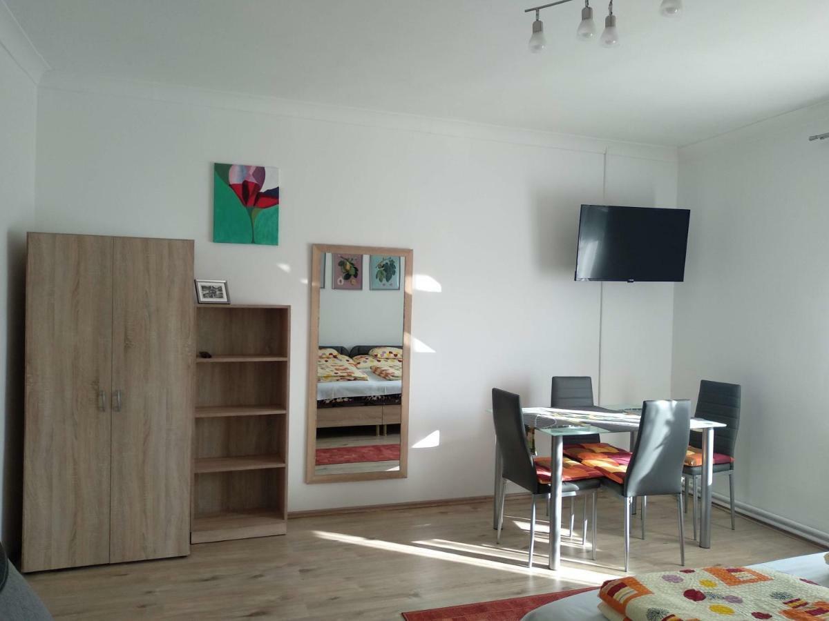 Fuege Vendeghaz Hotell Miskolc Eksteriør bilde